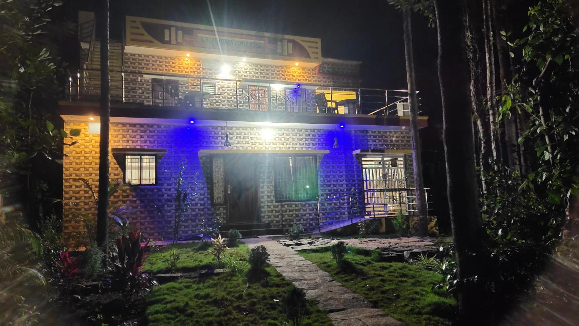 Sp Resort Inn Jerkaud Kültér fotó